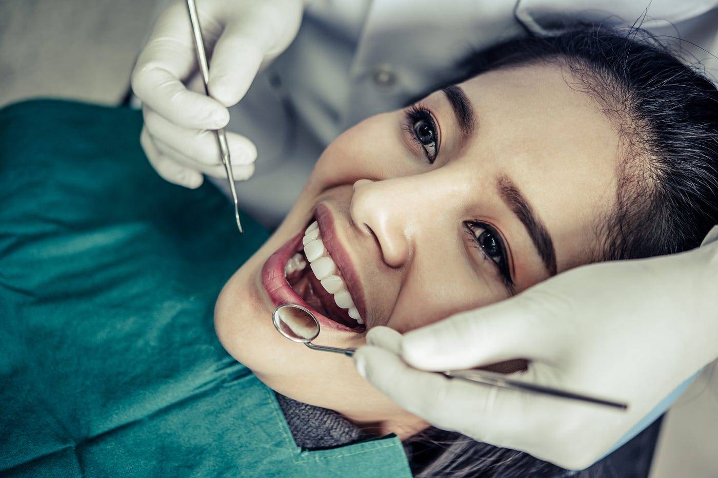 Top points to focus when looking for the best dentist in Dwarka